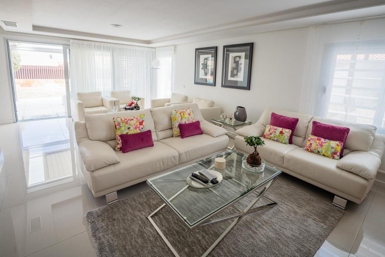 Villa Calma Luxury Villa 마스팔로마스 외부 사진